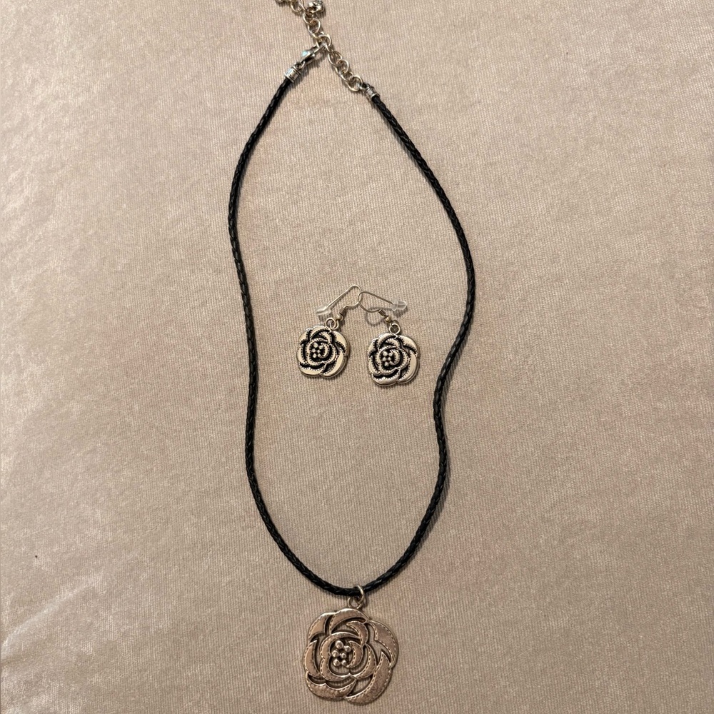 Brighton Texas Rose Necklace and Earring Set